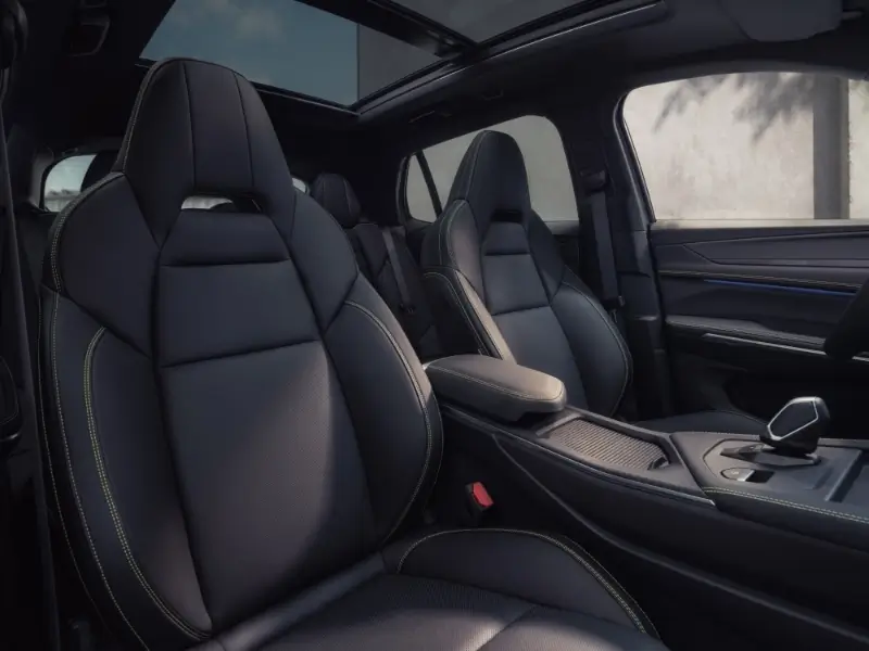 lynkco model_01 safety_first all 800w